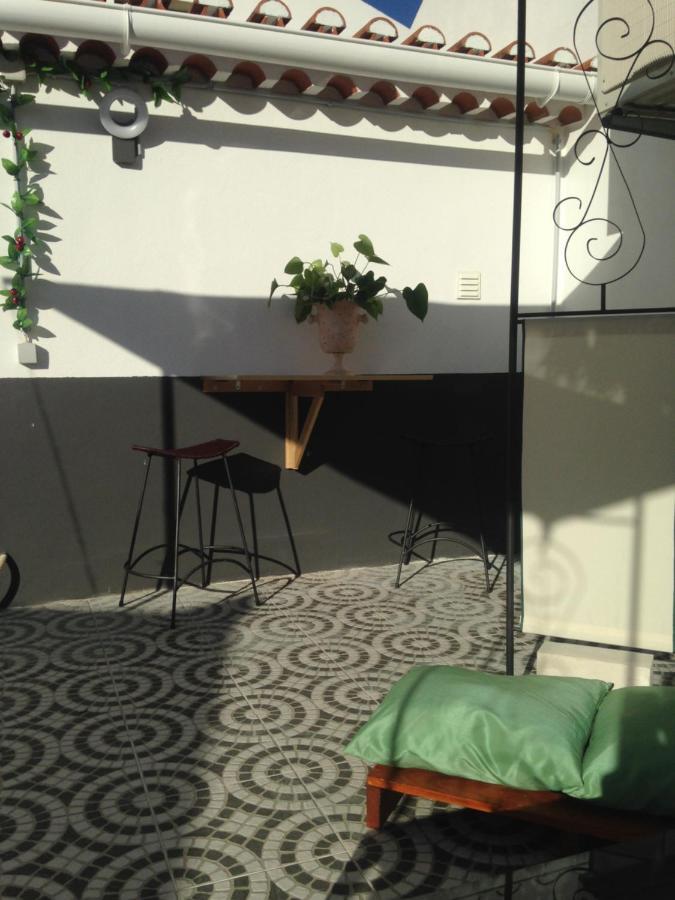 Largo Da Rainha, Guesthouse Merciana Buitenkant foto